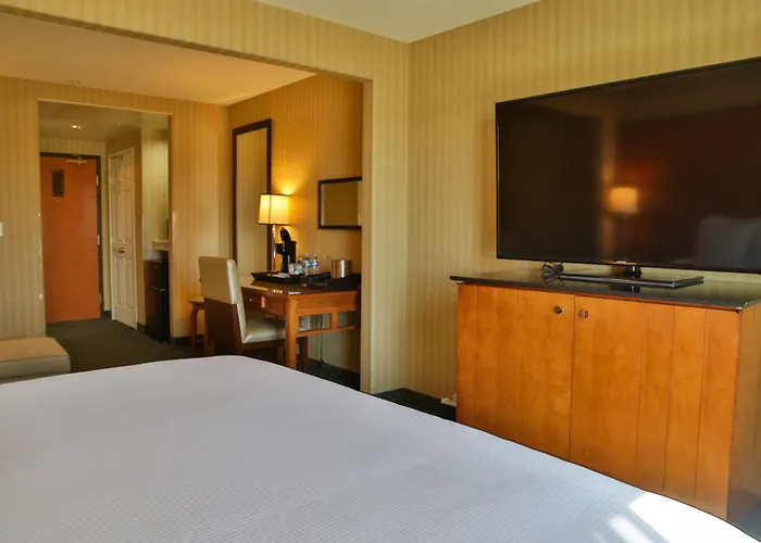 Hotel Sweetwater - - River Rock Springs