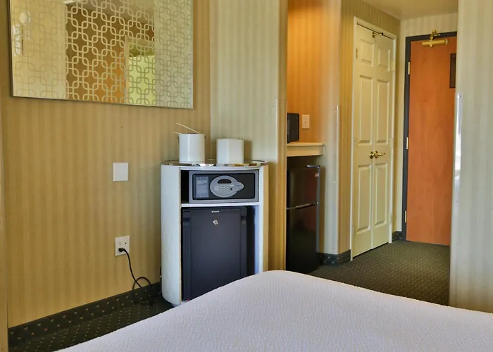 Sweetwater - - River Hotel